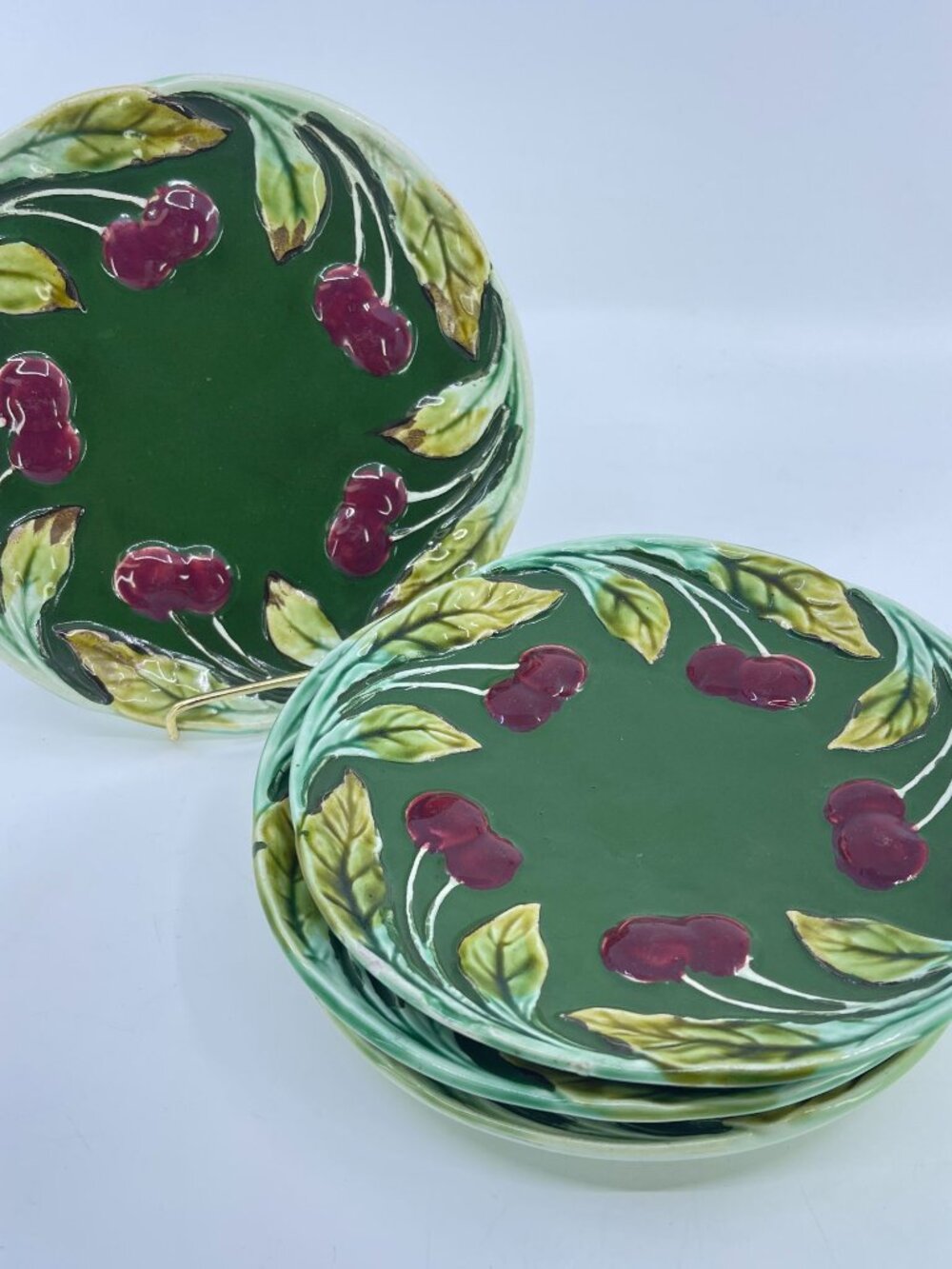 vintage majolica cherry motif dessert plates green glaze set of 4 1940's